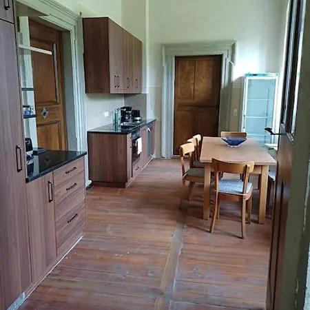 Appartement Schloss Kirchschoenbach Bei *