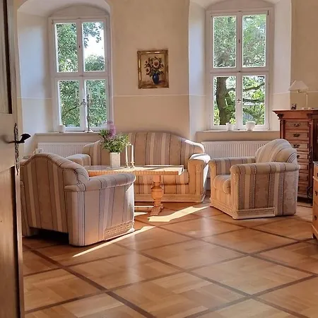 Appartement Schloss Kirchschoenbach Bei Prichsenstadt